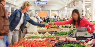 Les 5 marchés provençaux incontournables de la Côte d'Azur