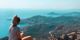 Explore the Esterel mountains from your 3* hotel in Cannes